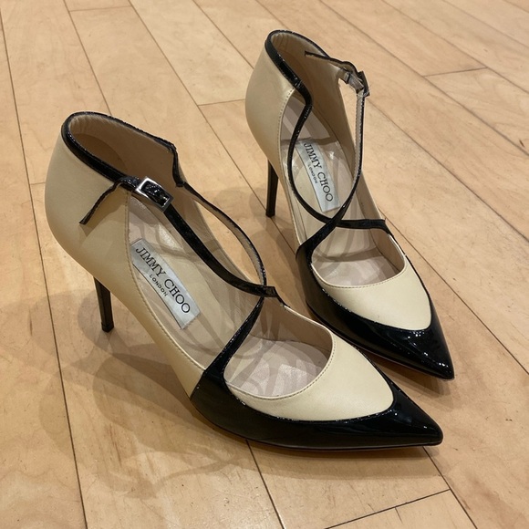 Jimmy Choo Shoes - Jimmy Choo Patent Leather 133 Twist Nude Black Buckle Pointed Toe Heels Pumps 38